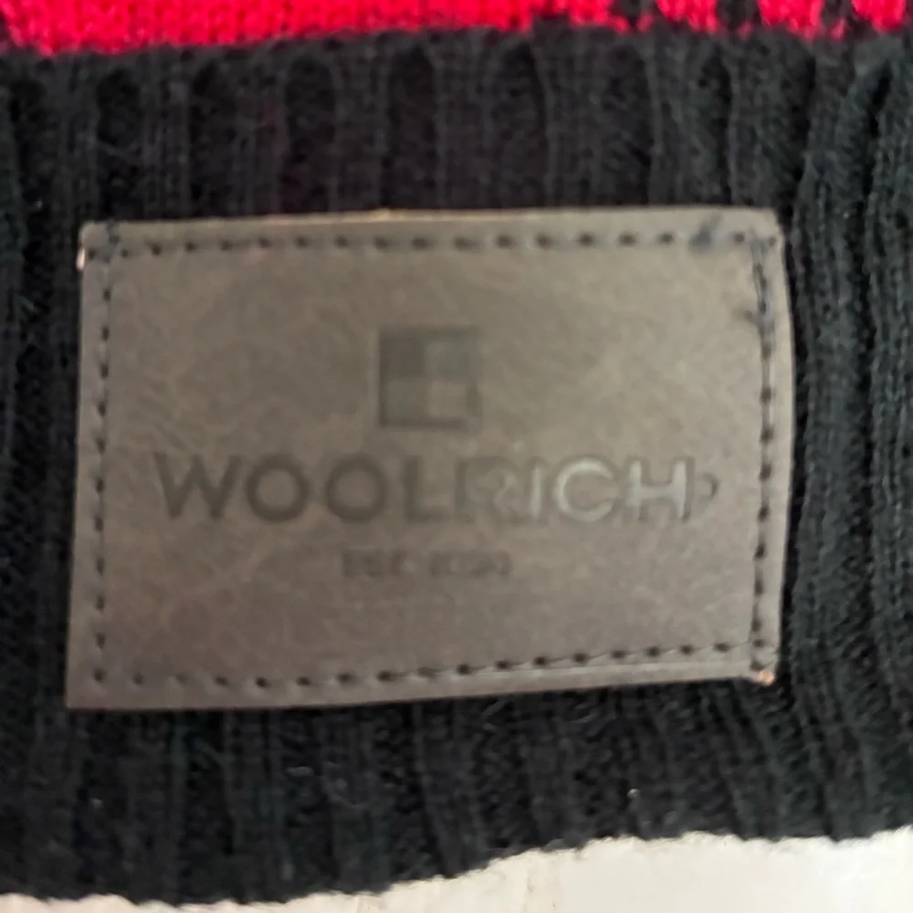 Woolrich Men’s Wool Blend Red Black Buffalo Plaid Cuff Fleece Lined Knit Beanie